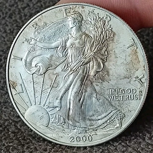 2000 American Silver Eagle 1 OZ. .999 BU Coin #362