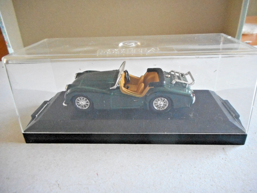 Vitesse L057C Triumph TR3 1956 Open Convertible Green + Box - Picture 4 of 12
