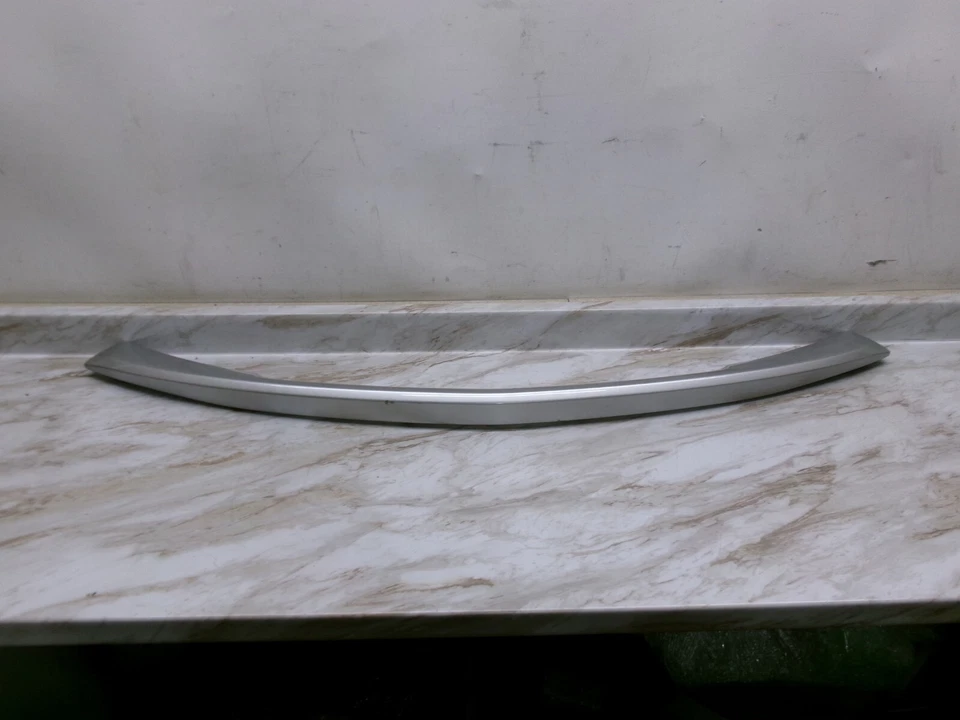 22797762 10 to 13 Chevrolet Camaro Rear Trunk Deck Lid Spoiler Deflector OEM - Image 2 of 4