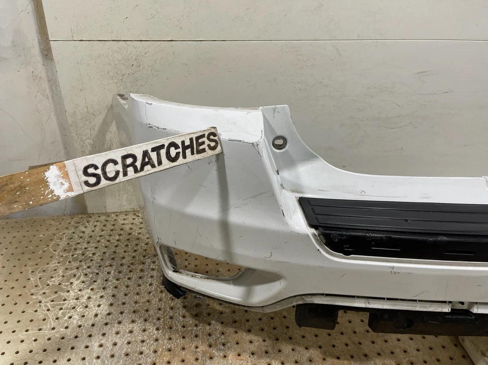 Cubierta de parachoques trasero deportiva OEM 2011-2016 Jeep Compass Base/Limited/Latitude Foto 3 de 4