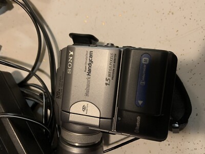 動作品「スーパーナイトショット」SONY HANDYCAM DCR-PC120 News and Information 