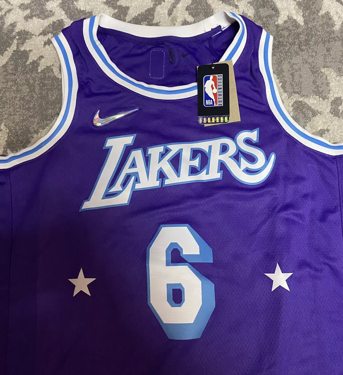 posibilidad Barricada podar Nike LA Lakers LeBron James Swingman City Edition Jersey Mens Sz XL DB4032-506 | eBay posibilidad Barricada podar Nike LA Lakers LeBron James Swingman City Edition Jersey Mens Sz XL DB4032-506 | eBay