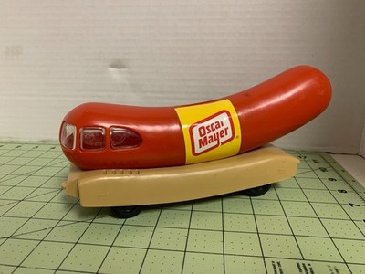 Oscar Mayer Wienermobile - Vintage Coin Bank - Hot Dog Collectible