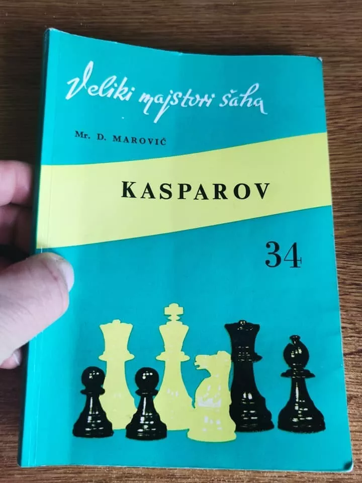 Livro: GARRY KASPAROV SOBRE GARRY KASPAROV