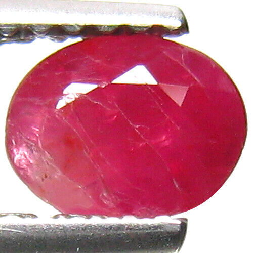 Rubis Naturel De Birmanie (Burma) 1.25 Carats - Couleur 'sang De Pigeon' - Non Traité, Non Chauffé - Certifié Lotus