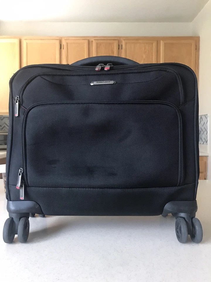 Samsonite Wheeled Carry On Laptop Organizer Bag - Black - Image 2 of 4