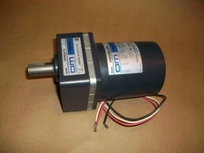 Oriental Motor VHR540A-GVH w/ Gear Head  GVH5G15 NEW