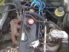 Retroviseur droit (ou coque) Renault R21