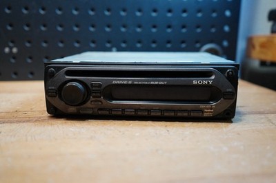 F) Sony Xplod CDX-GT10W AM/FM CD Player Single DIN Car Stereo