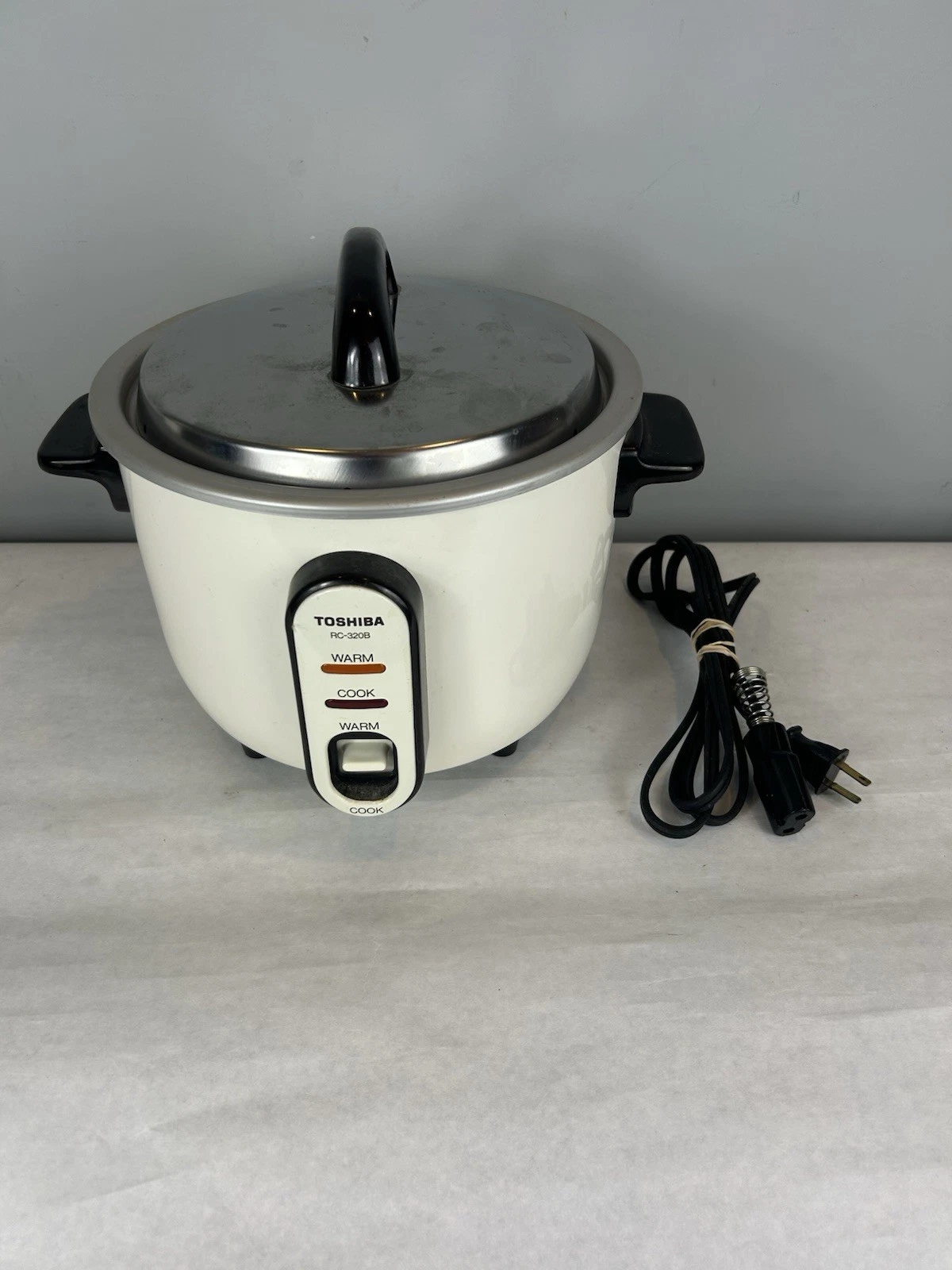 Toshiba RC-320B Vintage Rice Cooker Tested Works With Plug Kitchen
