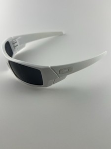 Gascan Oakley White | eBay