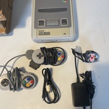 Super Nintendo SNES Console, Official Controller, Official PSU, RF cable, PAL