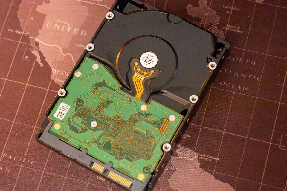 WD Gold 6TB, internal, 7200 RPM, 3.5 inch (WD6002FRYZ) Hard Drive - Image 2 of 2