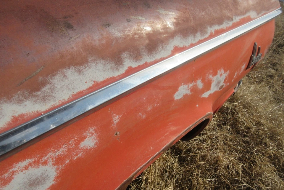 1963 Dodge 880 RIGHT FRONT FENDER MOLDING Good Used Original - Imagem 4 de 4