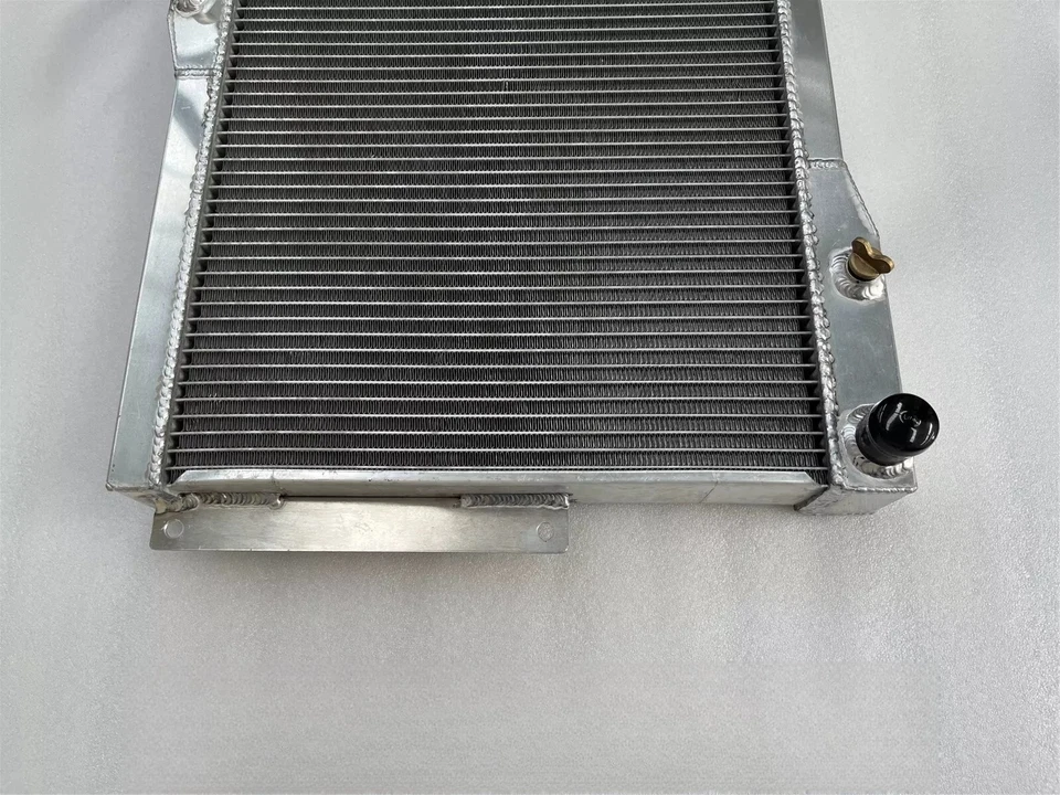 RADIADOR ALUMINIO MGB GT/ROADSTER 1.8L 1977-1980 Foto 4 de 4