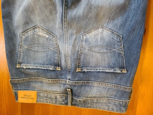 JEANS SÚPER AJUSTADOS ABERCROMBIE & FITCH ENVEJECIDOS, BLANQUEADOS Y DESCOLORIDOS Talla 0 - Imagen 4 de 6