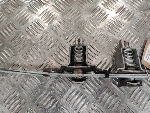 Nissan Navara D23 ab 2015 Heckklappenschnäpper 90502-4JN1A 90503-4JN1A 90504-4JG0A - Bild 3 von 8