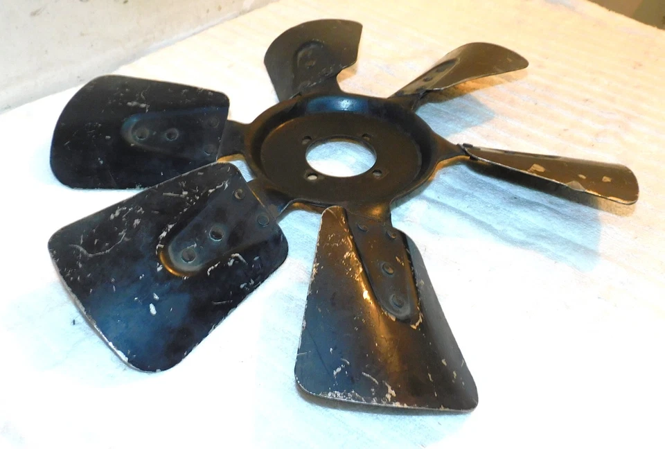 1969 年林肯大陆 Mark III 原装 460 4 伏 6 刀片发动机冷却风扇 19 — 第 2/4 张图片