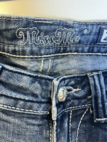 Miss Me Embellished Jeans - JE5369B2R - Size 27 Boot - Picture 4 of 9