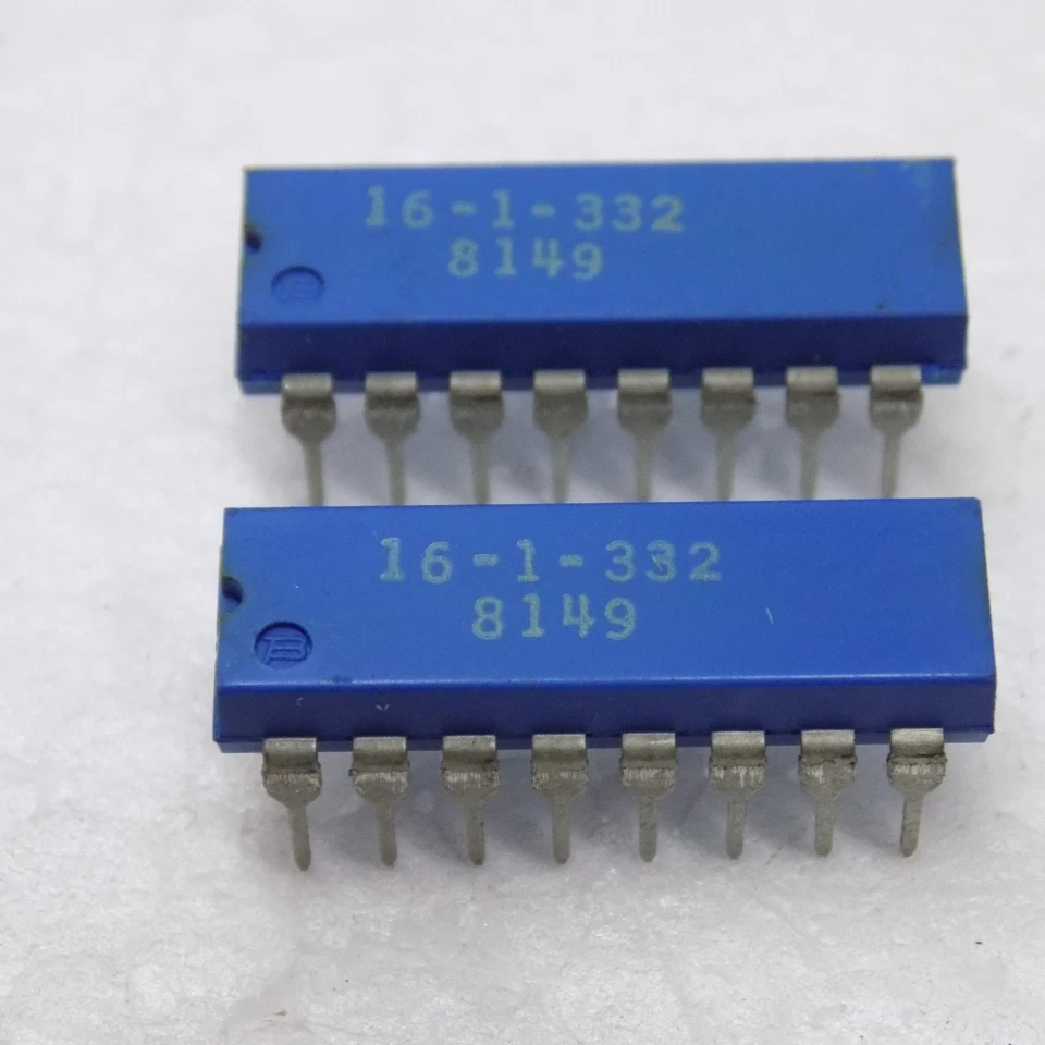 10x 16-1-332 Resistor Network 33Kohm DIP16 - Image 3 of 3