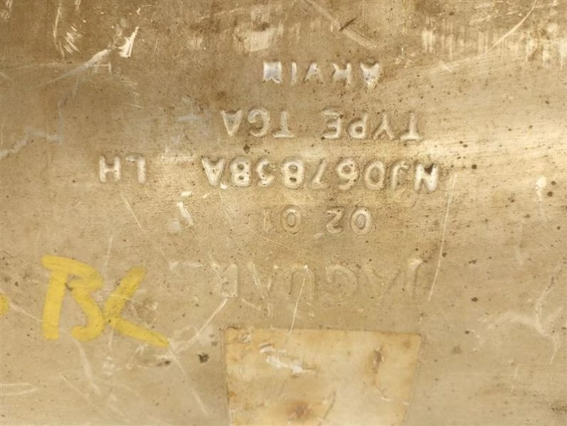  02 03 04 05 06 Silenciador trasero derecho pasajero Jaguar XK8 XKR X100 con punta  Foto 3 de 4