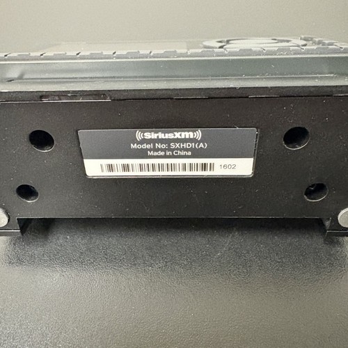 Radio satellitare SiriusXM XEZ1 con docking station per veicoli SXHD1(A) PowerConnect - Foto 7 di 7