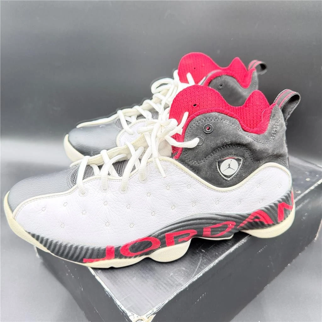 Preços baixos em Jordan Jumpman Team 2 Gym Red White | eBay