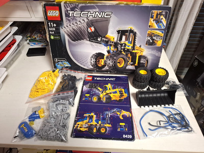 Lego Technic 8439 ''Front End Loader'' gebraucht