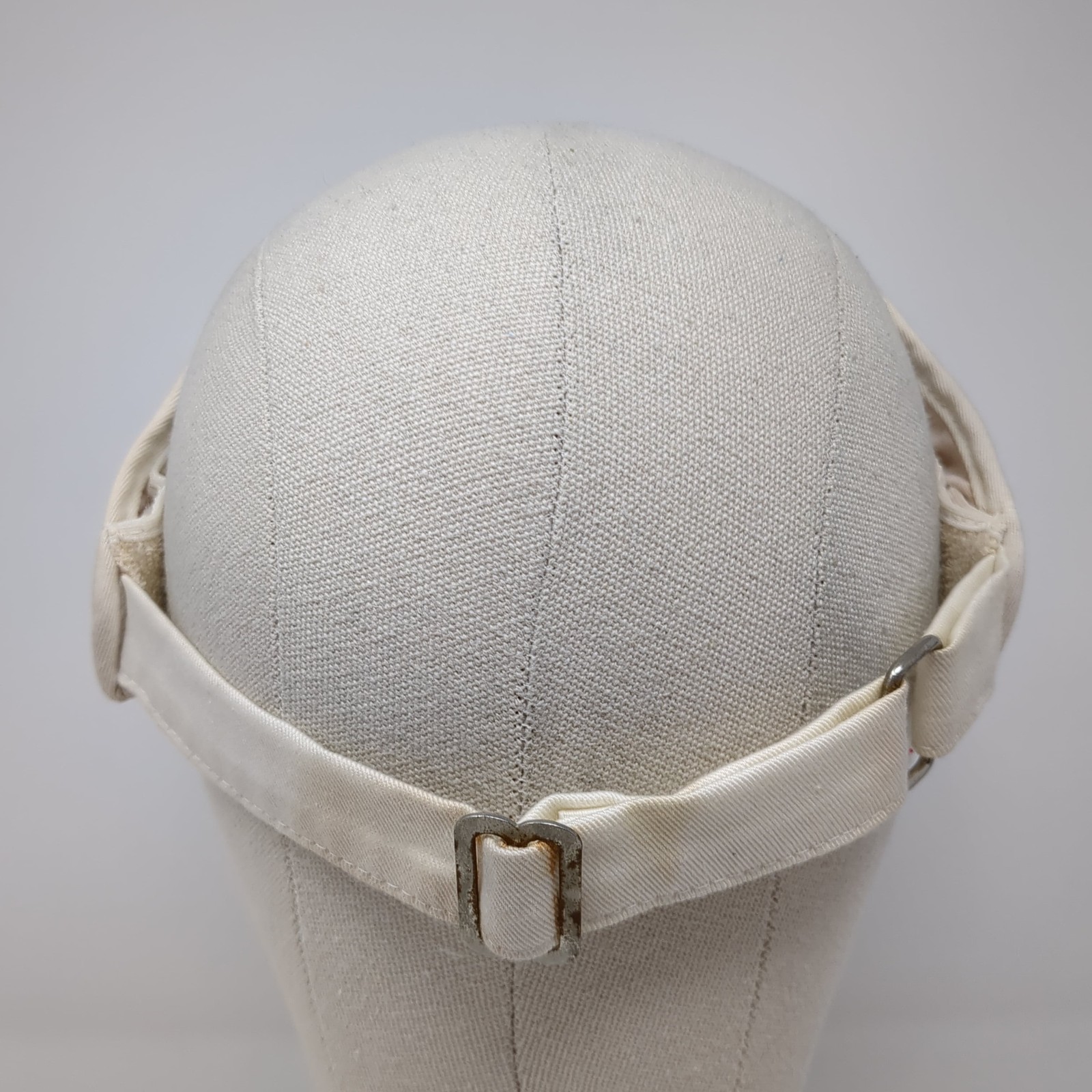 Maxfli Slideback Visor Hat Solid White One Size A… - image 6