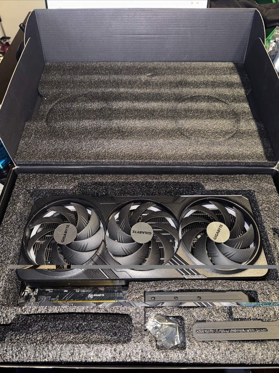 Gigabyte RTX 4090 Gaming OC GPU With Box (With Dummy Core & VRAM