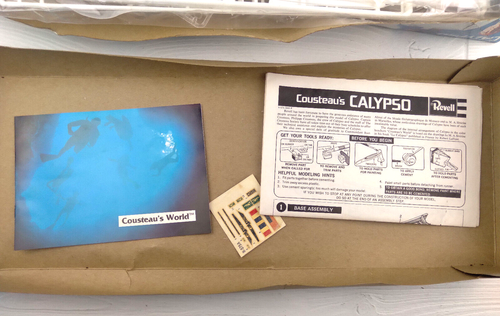 VINTAGE REVELL 1976 JACQUES COUSTEAUS CALYPSO PLASTIC MODEL KIT 1/125 SCALE NIOB - Picture 3 of 8
