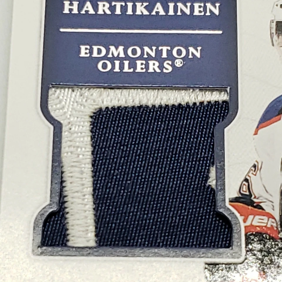 2011-12 Panini Dominion Teemu Hartikainen  Rookie Patch Auto /199 - #147 - Image 2 of 4