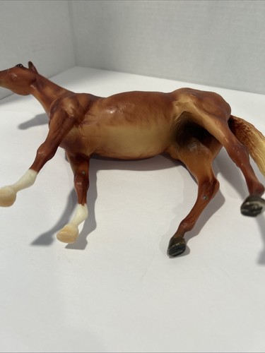 BREYER Cavallo Tradizionale Let's Go Racing Acetosa Timbrato 1985 C Purosangue - Foto 7 di 9