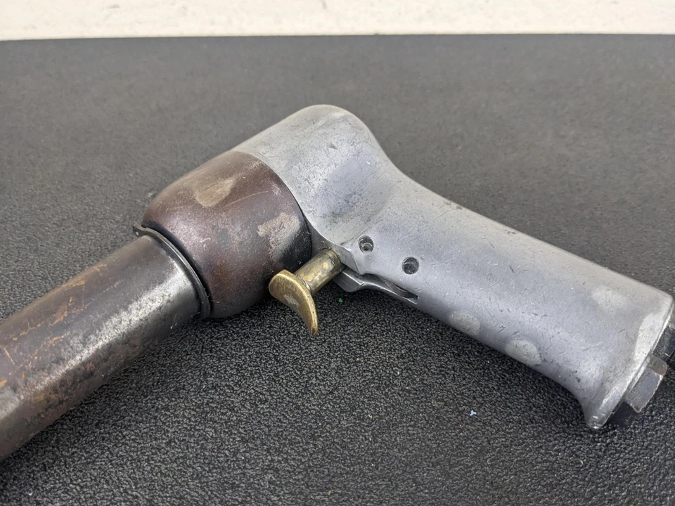 Pistola remachadora neumática Desoutter Chicago #bl729 modelo CP4444 RUTAB AO4059628 Foto 3 de 4