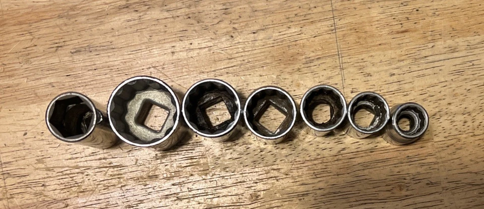 Huskey 7 piece 1/2" Deep and shallow Well Socket Set SAE USA - Image 2 of 3