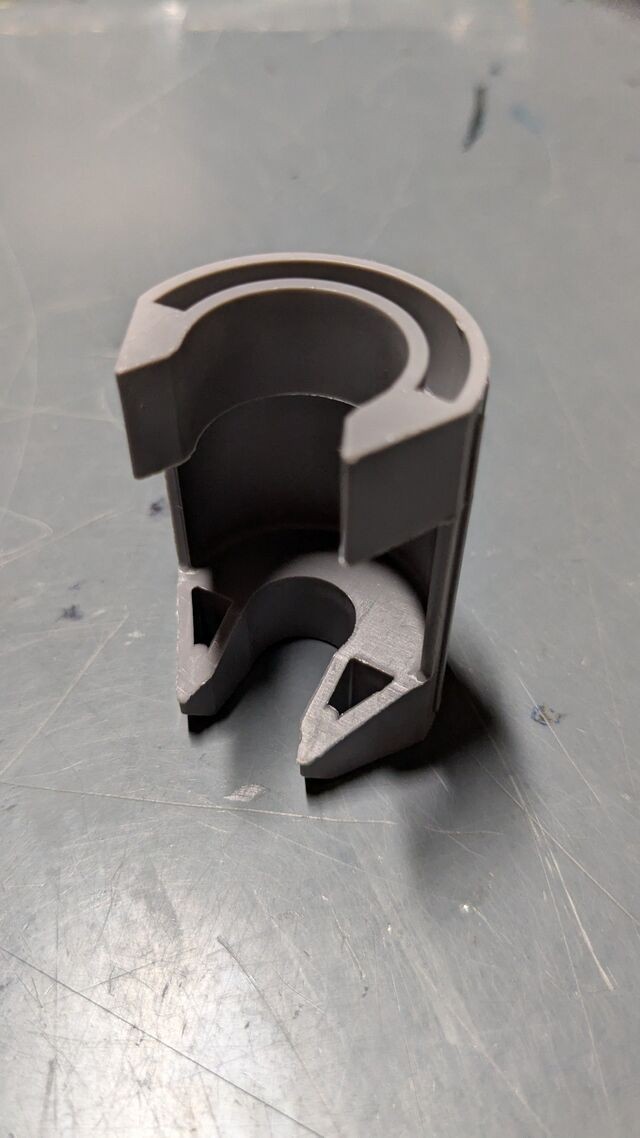 Genuine Ford AT Oil Cooler Control Valve Clip 9L8Z-7Z465-A