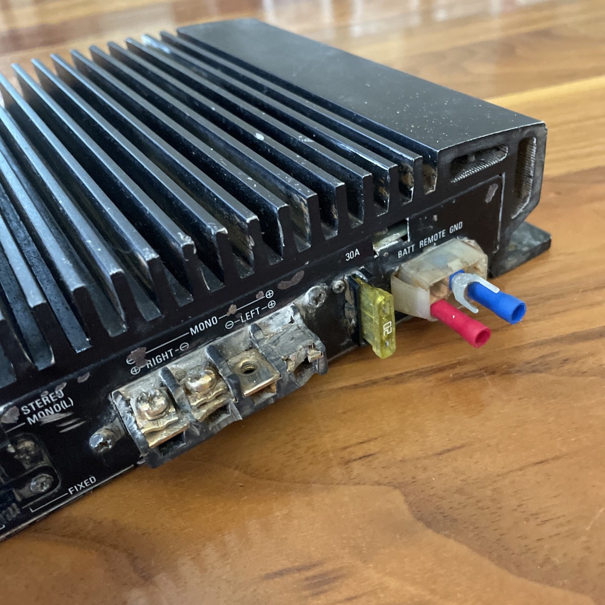 Alpine 3525 Old School Car Amplifier With Power Adaptor Bridgeable