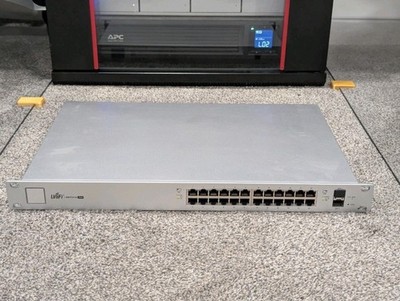 Ubiquiti UniFi US-24-250W 24 Port Gigabit & 2 SFP PoE Network Switch