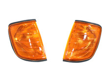 Blinker Set links / rechts gelb orange mit Lampentr&auml;ger f&uuml;r Mercedes W124 C124