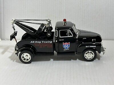 JADA SHOWROOM 1953 CHEVY WRECKER TOW TRUCK BLACK 1:24 JADA SHOWROOM 1953 CHEVY WRECKER TOW TRUCK BLACK 1:24