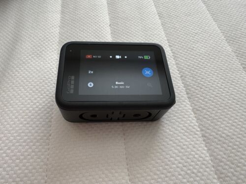 GoPro HERO 10 Black - With carrying case and accessories - Perfect Condition - Picture 3 of 7