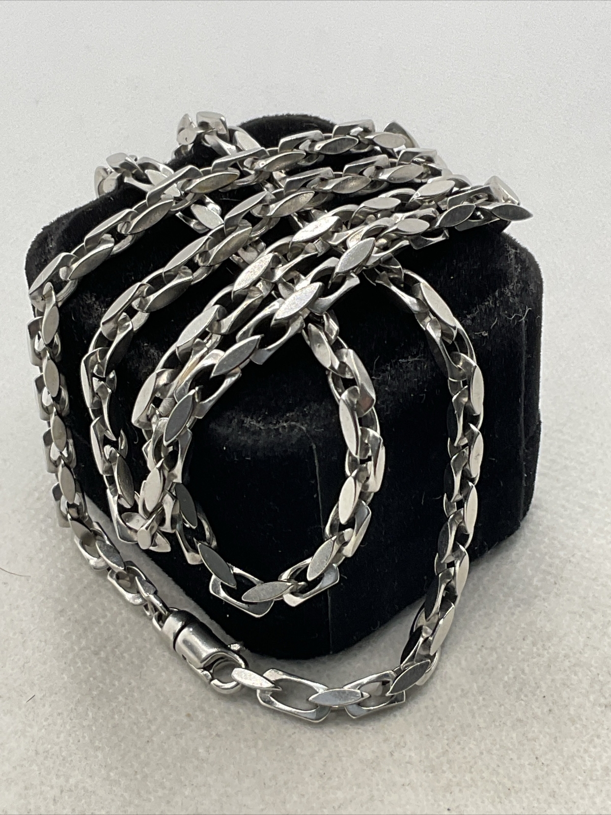 IMPRESSIVE MASSIVE Solid 12K White Gold Link Chai… - image 12