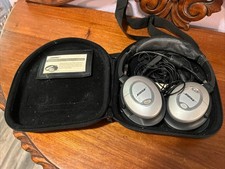 Bose QC-2 QuietComfort 2 Acoustic Noise Canceling Headphones - Tested With Case