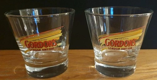 gordons gin pair fluted