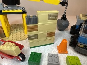 LEGO Juniors: Construction (10667) Missing  3 Pieces