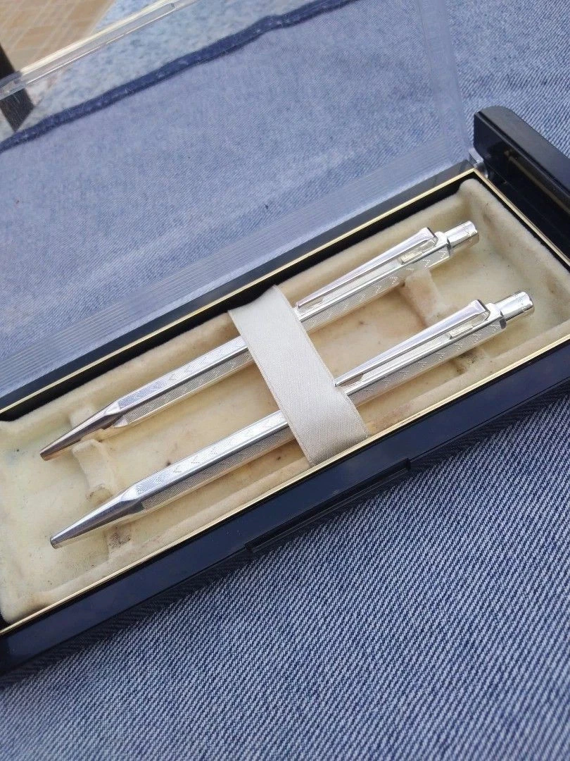 CARAN d'ACHE ボールペン Assemblée fédérale Las mejores ofertas en Bolígrafos Caran d 'Ache de colección con