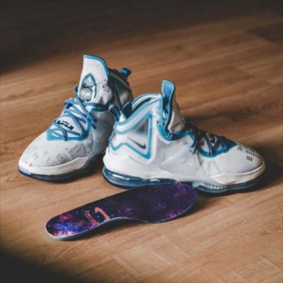 lebron 19 white