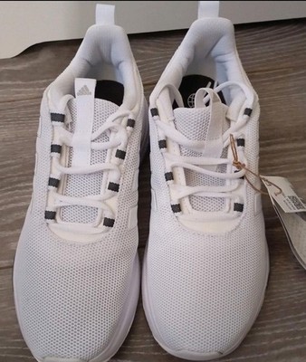 Adidas Racer TR23  Cloudwhite Turnschuhe Gr 40 Neu Und Ungetragen Mit Etikett