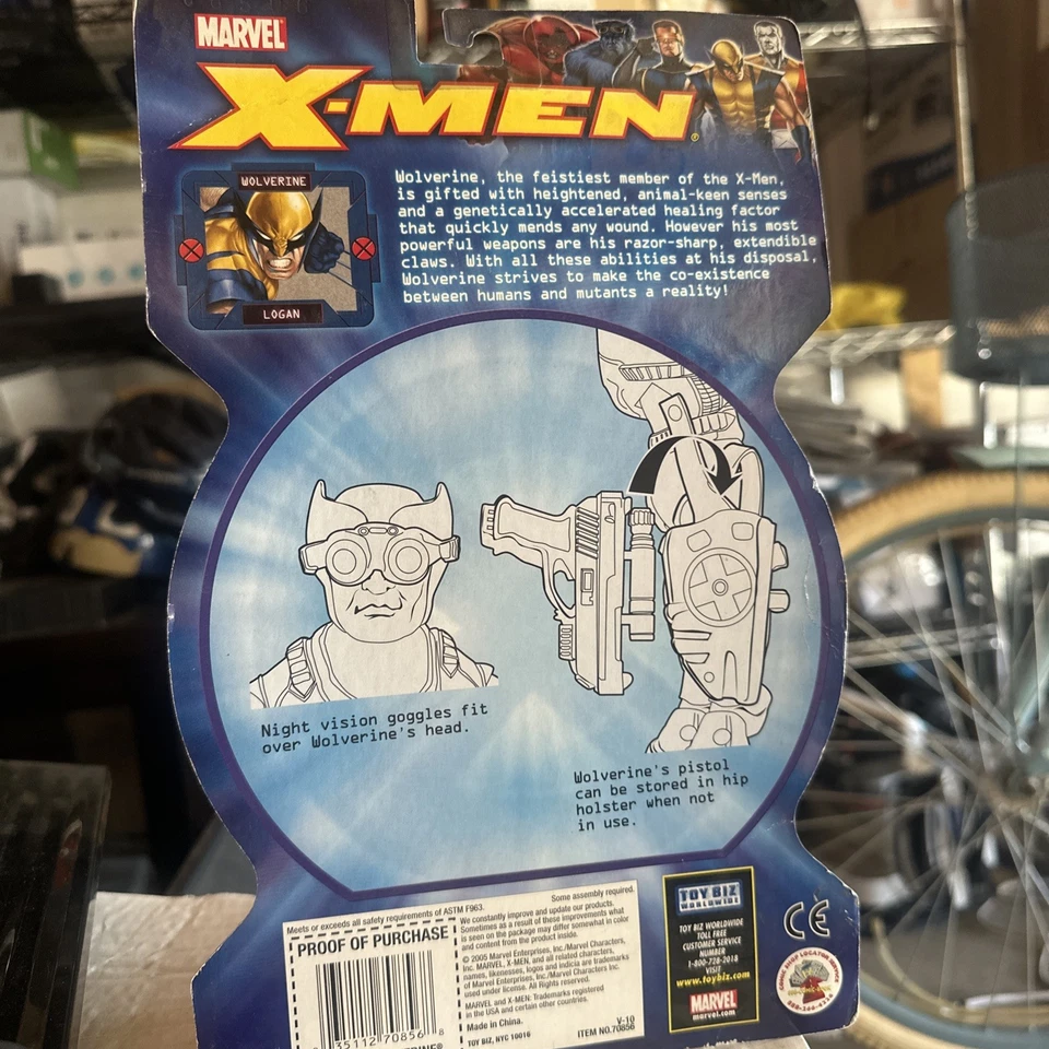 ToyBiz Marvel Legends STEALTH WOLVERINE X-Men Classics nuevo sin usar, en caja 2005 completo Foto 3 de 4