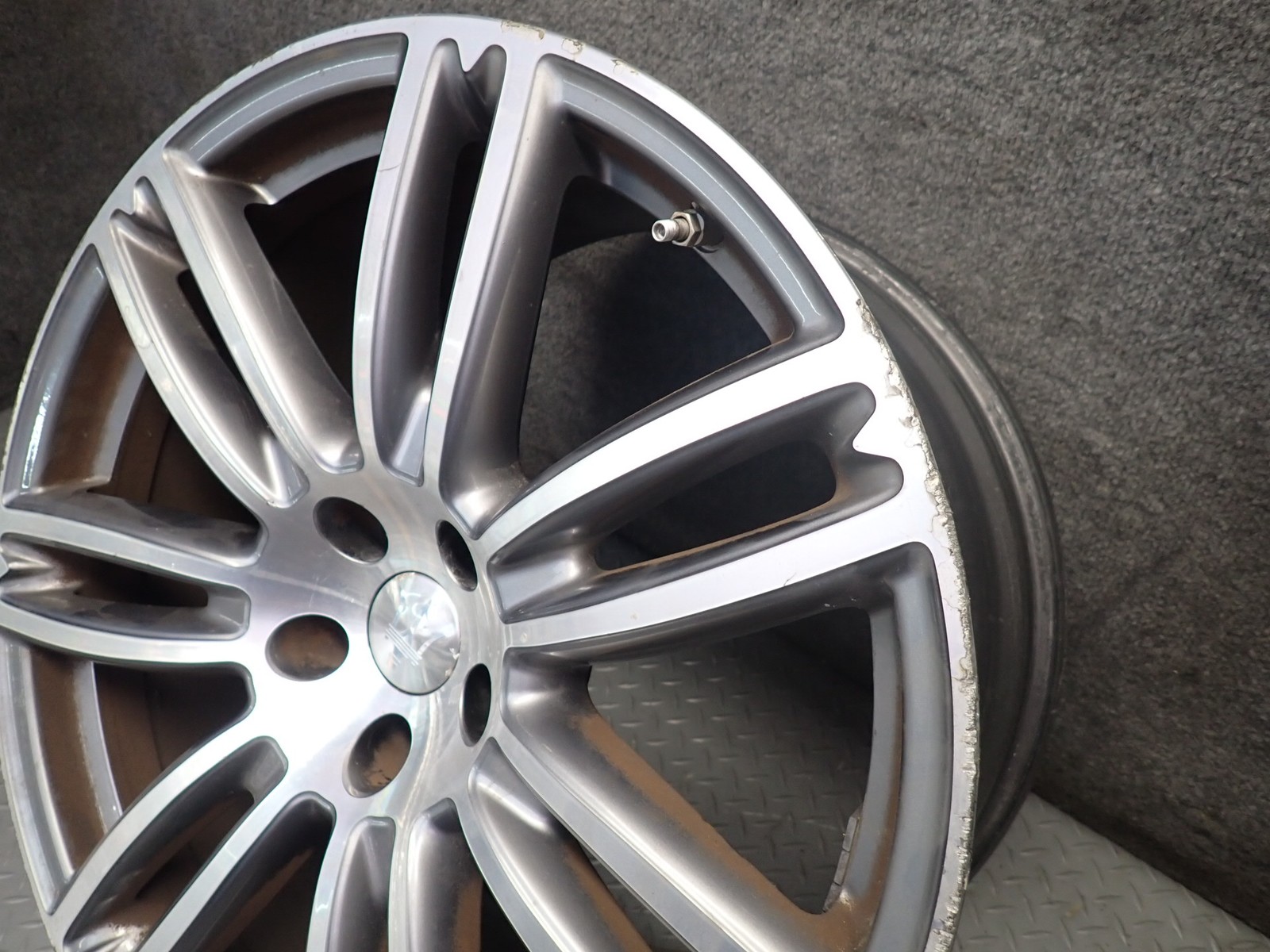 Maserati Quattroporte 2014-2021 Wheel